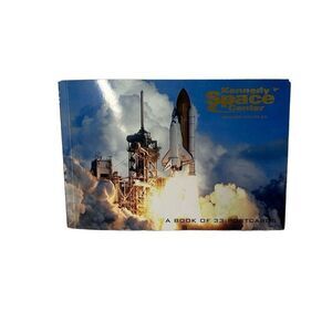 KENNEDY SPACE CENTER (NASA) POSTCARD BOOK OF 33 POSTCARDS Unused